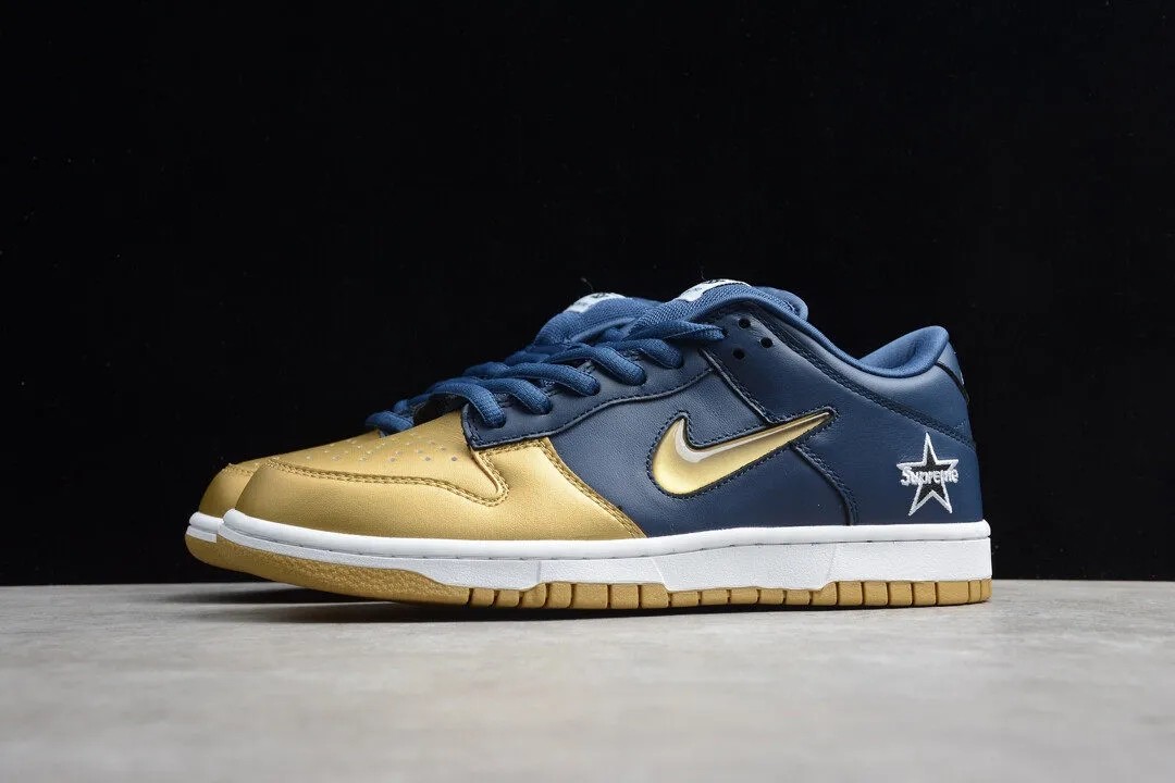 nike sb dunk low S*p*e*e  jewel swoosh gold ck3480-700