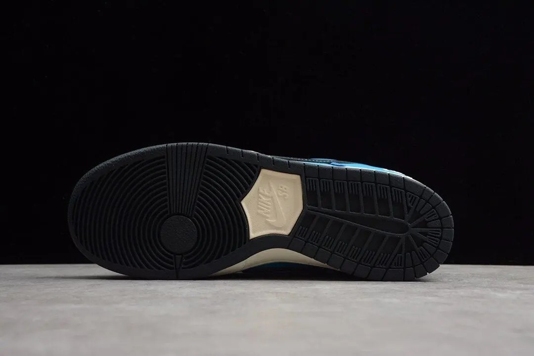 Nike SB Dunk Low Instant Skateboards CZ5128-400