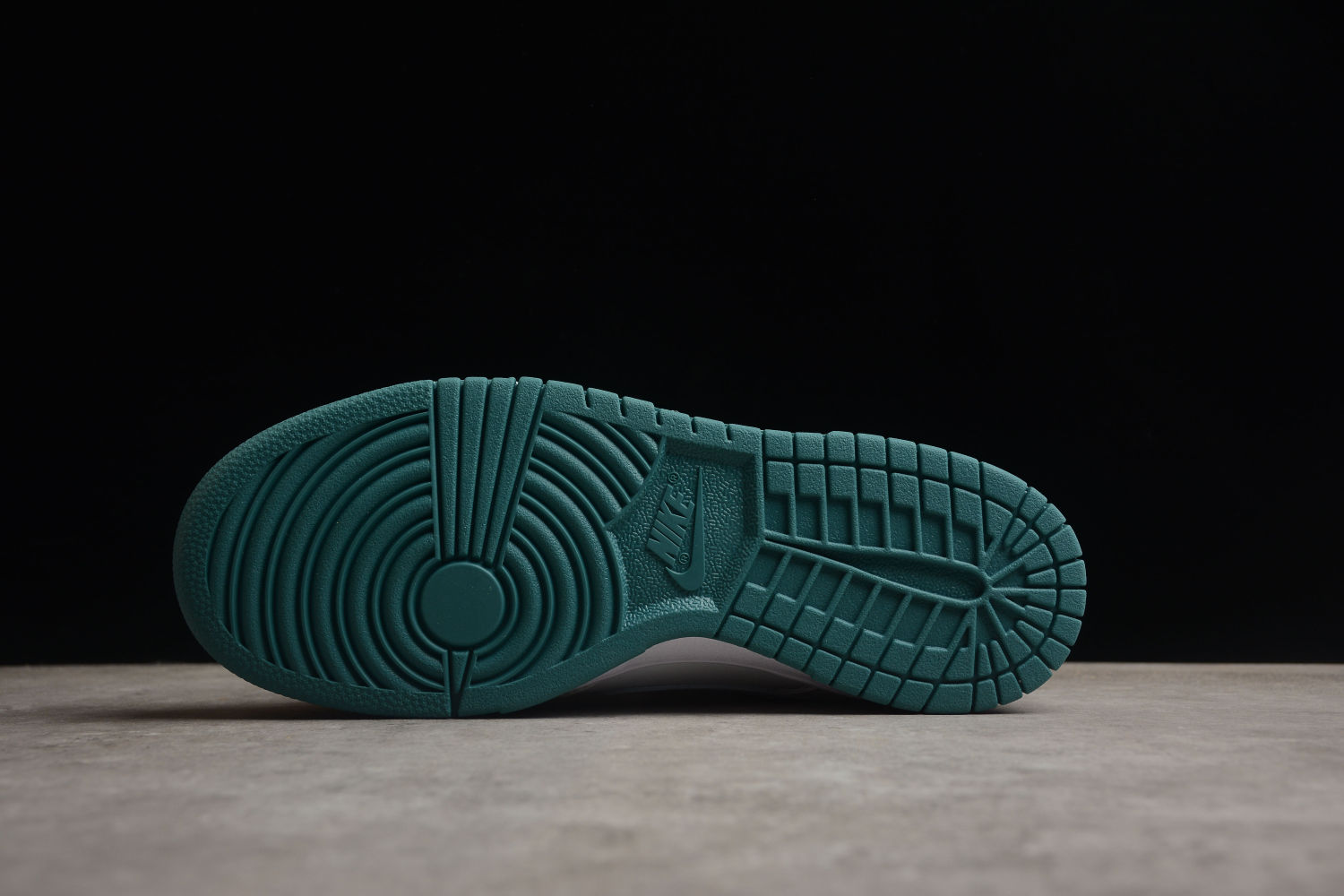 Dunk Low GS 