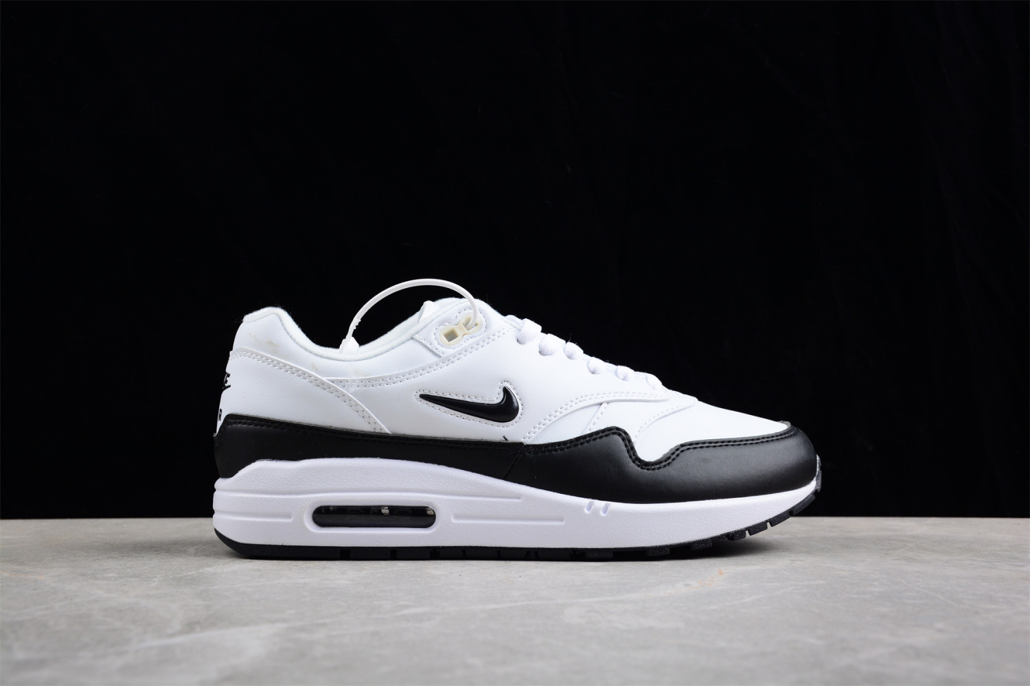 Nike Air Max 1 Jewel White Black (2017) 918354-100