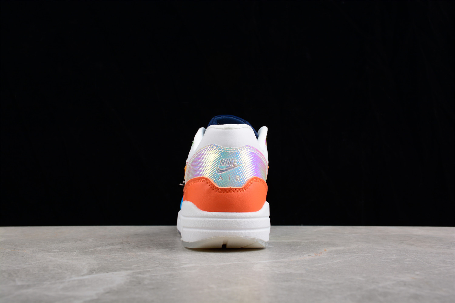 Nike Air Max 1 La Ville Lumière DQ9326-200