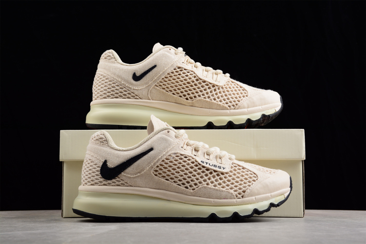 Nike Air Max 2013 Stussy Fossil DM6447-200