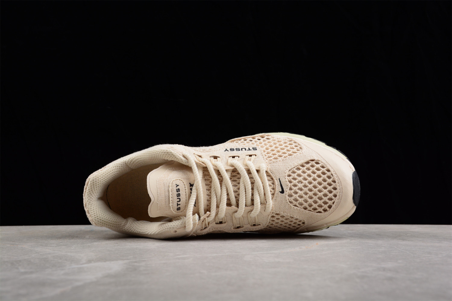 Nike Air Max 2013 Stussy Fossil DM6447-200
