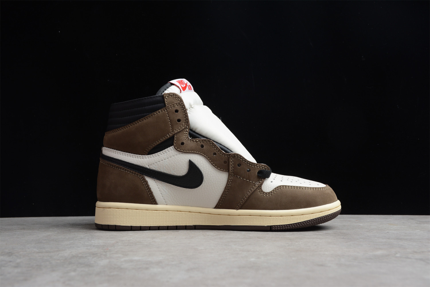 Jordan 1 Retro High OG SP Travis Scott CD4487-100