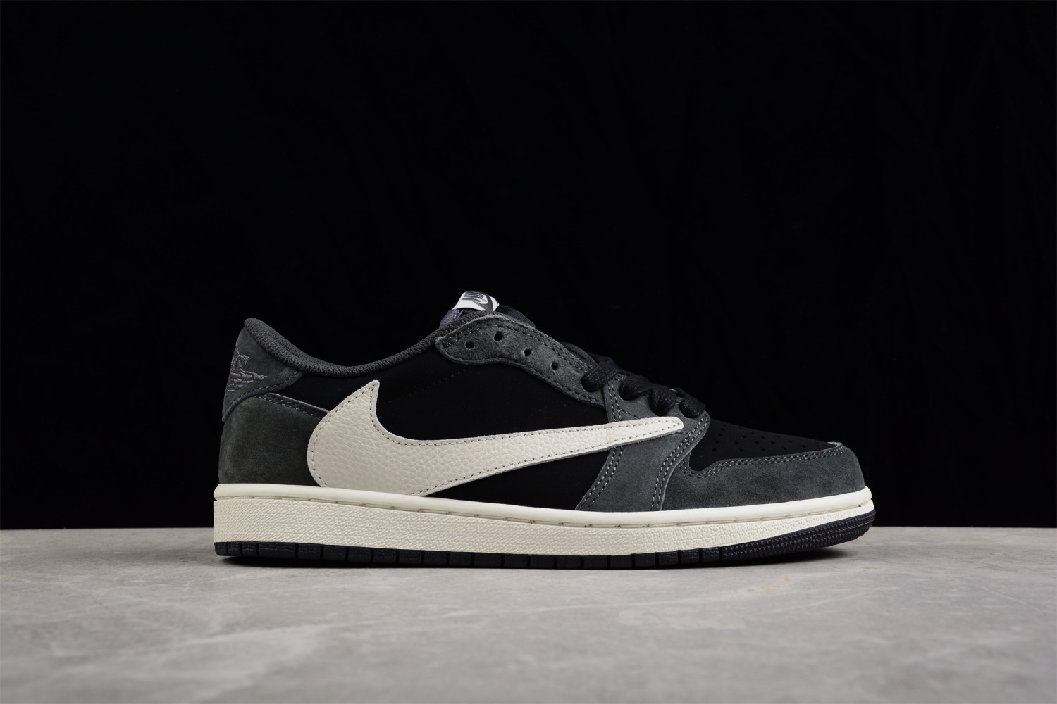 Jordan 1 Retro Low OG SP Travis Scott Black Phantom DM7866-001