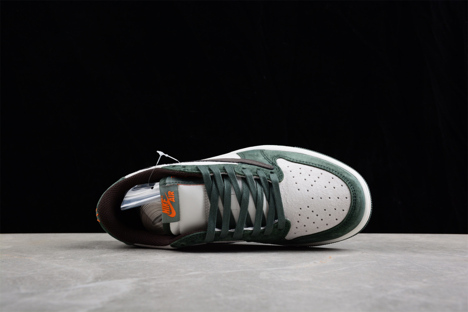 Travis Scott x Air Jordan 1 Low OG DM7866-686