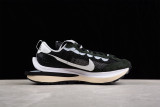 Nike Vaporwaffle sacai Black White CV1363-001
