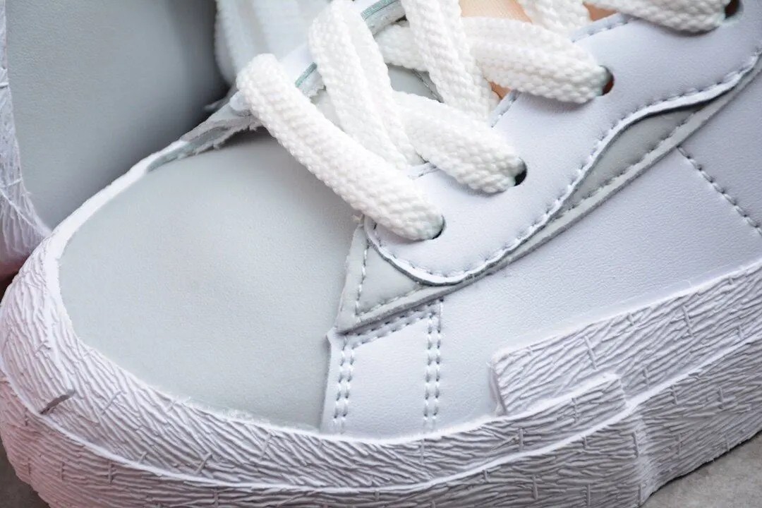 Nike Blazer Mid sacai White Grey BV0072-100