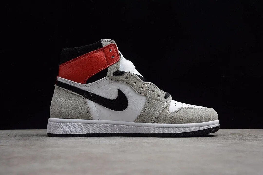 Jordan 1 Retro High Light Smoke Grey (GS) 575441-126