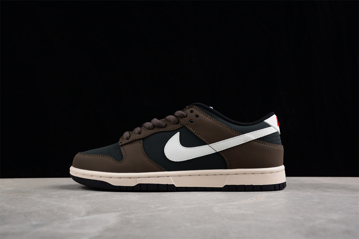 Otomo Katsuhiro x Nk SB Dunk Low  MG3656-038