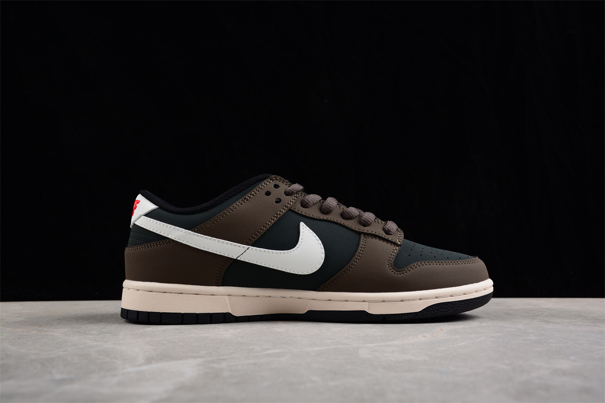 Otomo Katsuhiro x Nk SB Dunk Low  MG3656-038
