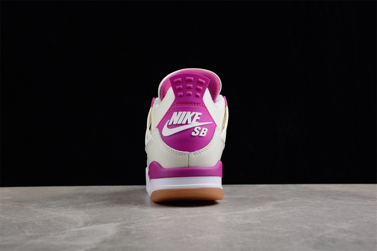 Nike SB x Jordan Air Jordan 4  Sapphire   DR5415-105
