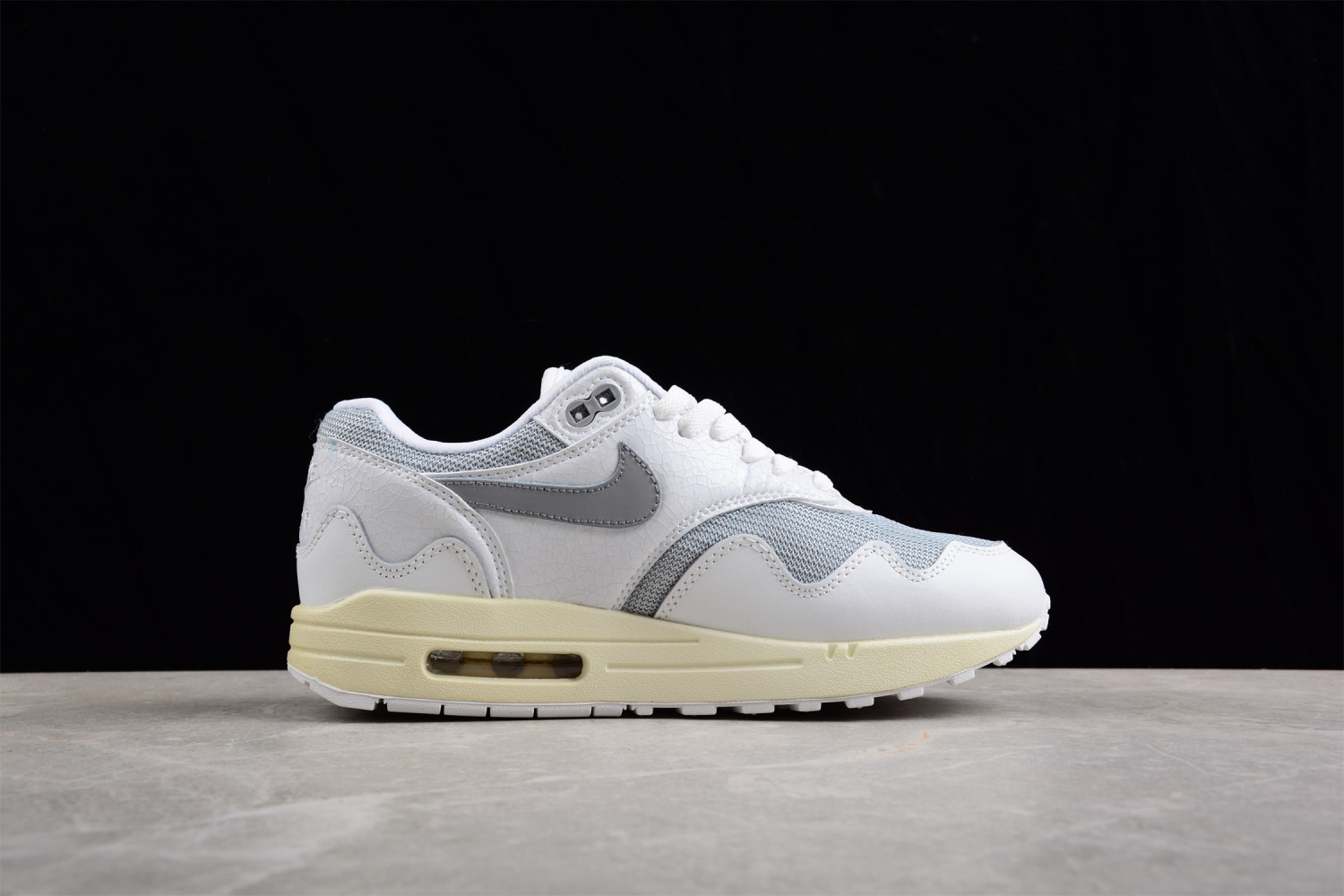 Nike Air Max 1 Patta Waves White DQ0299-100