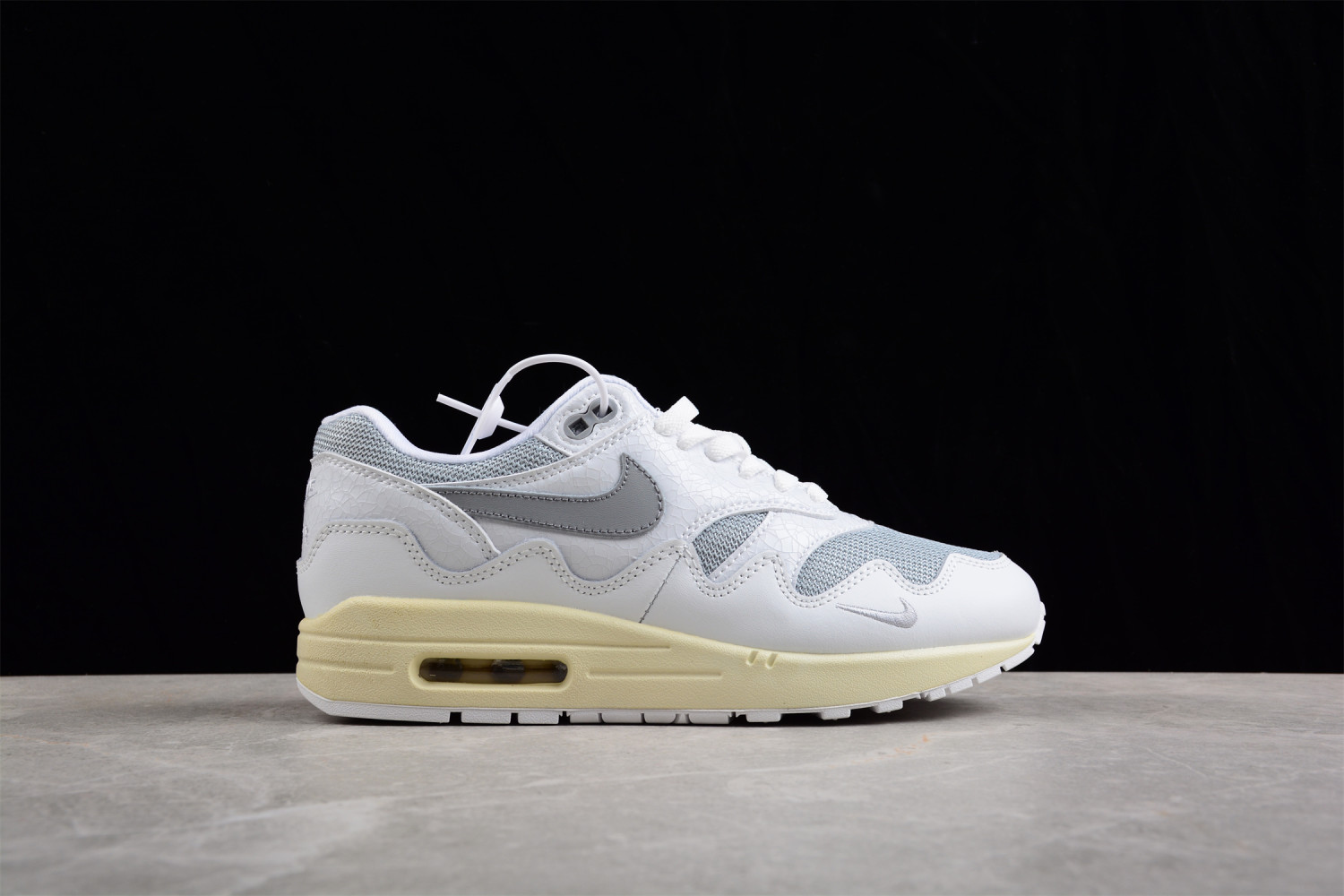 Nike Air Max 1 Patta Waves White DQ0299-100