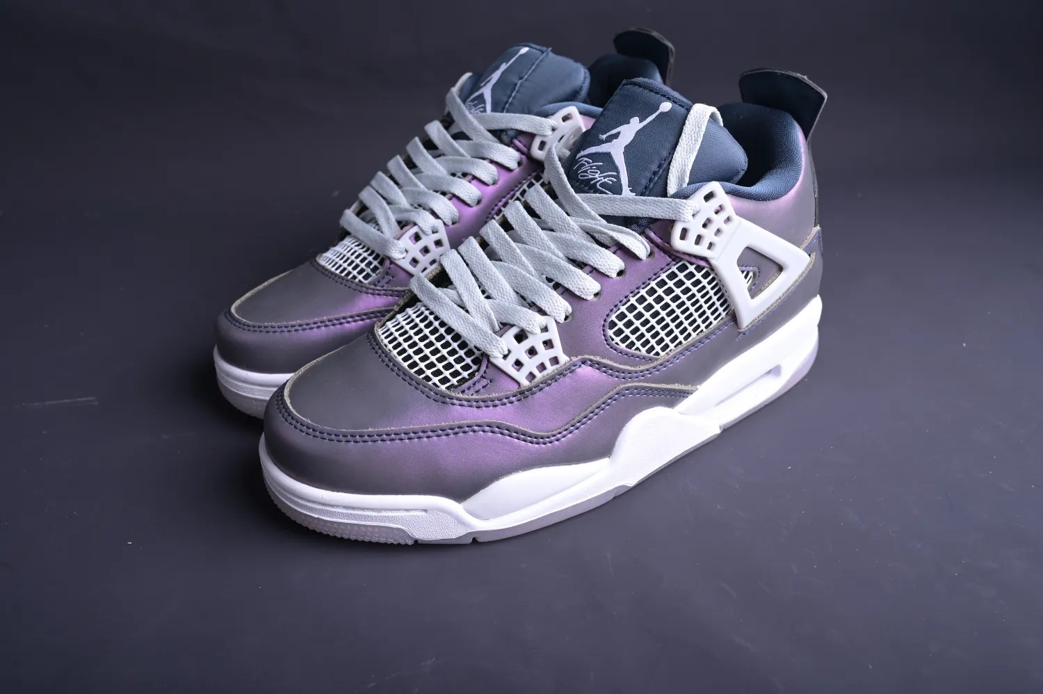 Jordan 4 Retro Monsoon Blue  BQ9043-400