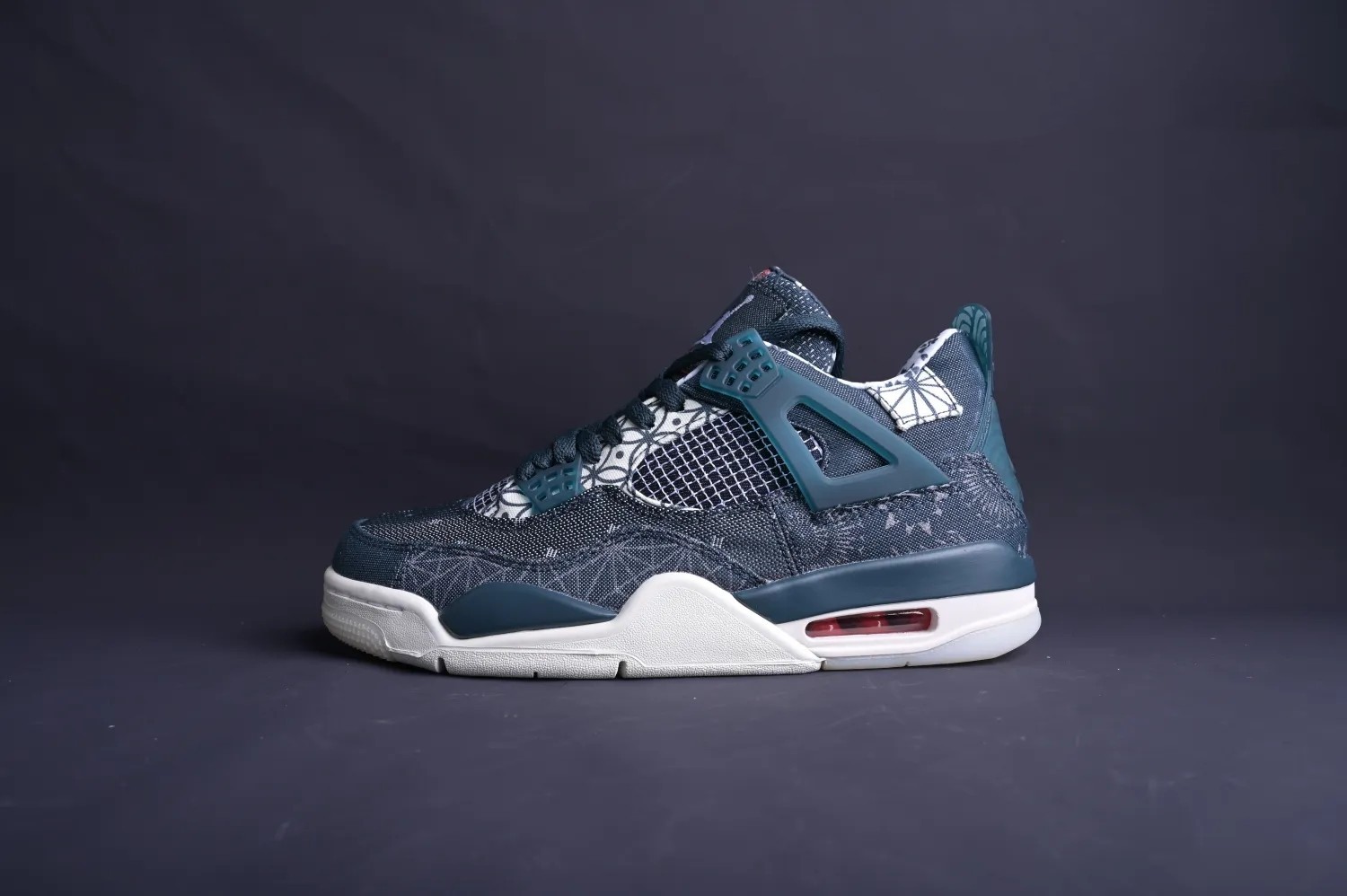 Air Jordan 4 Retro Deep Ocean CW0898-400