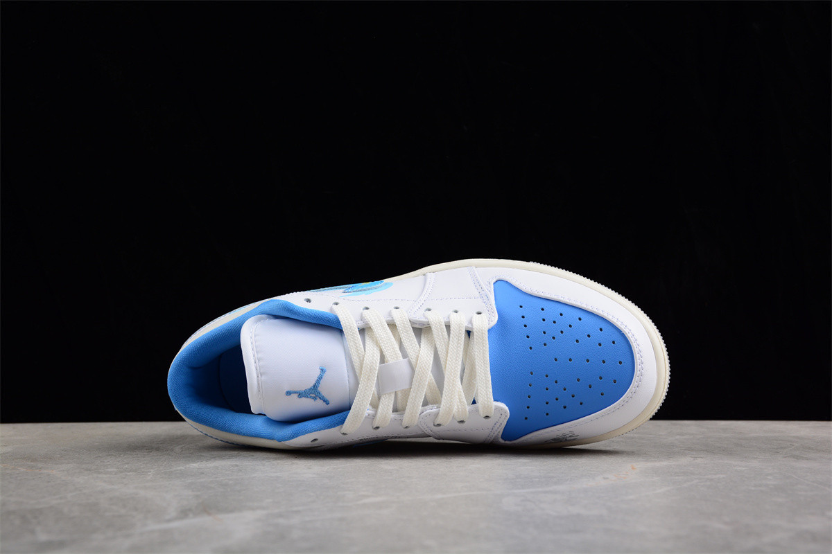 Jordan 1 Low SE Just Skate University Blue (W) FJ7219-441