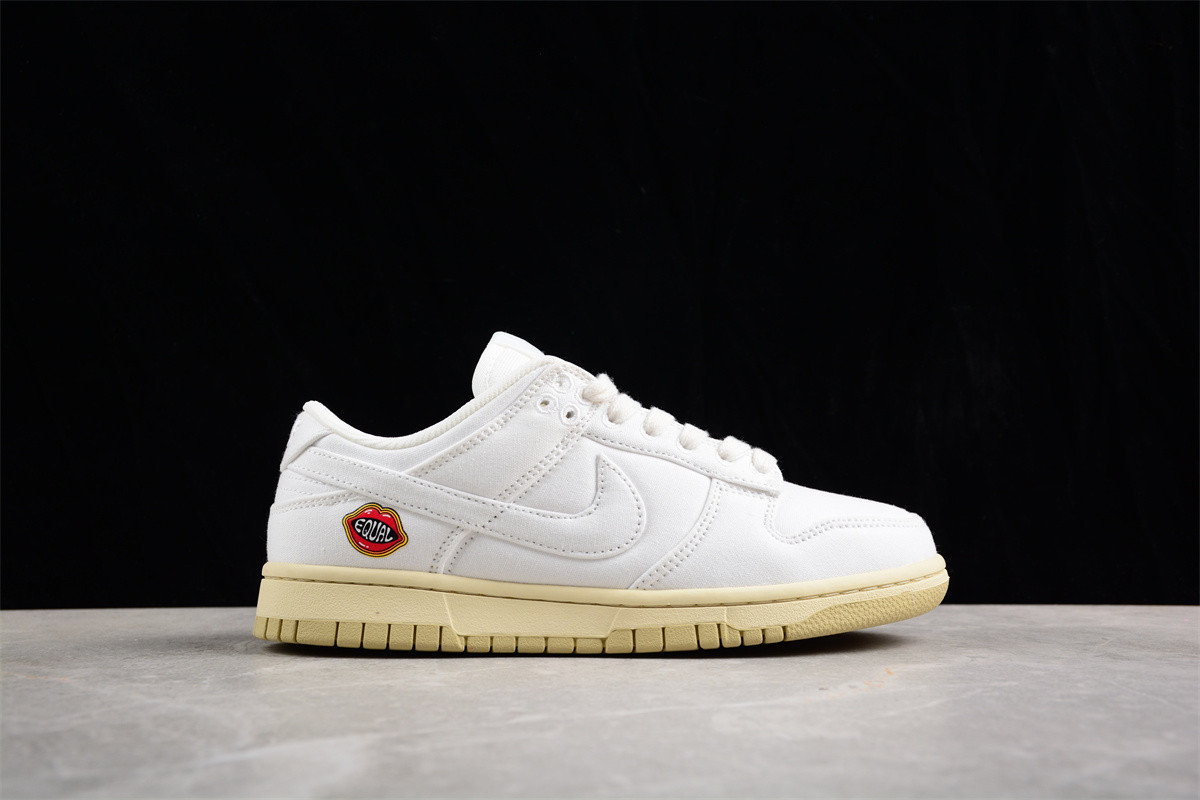 Nike Dunk Low SE The Future Is Equal (W)FD0868-133