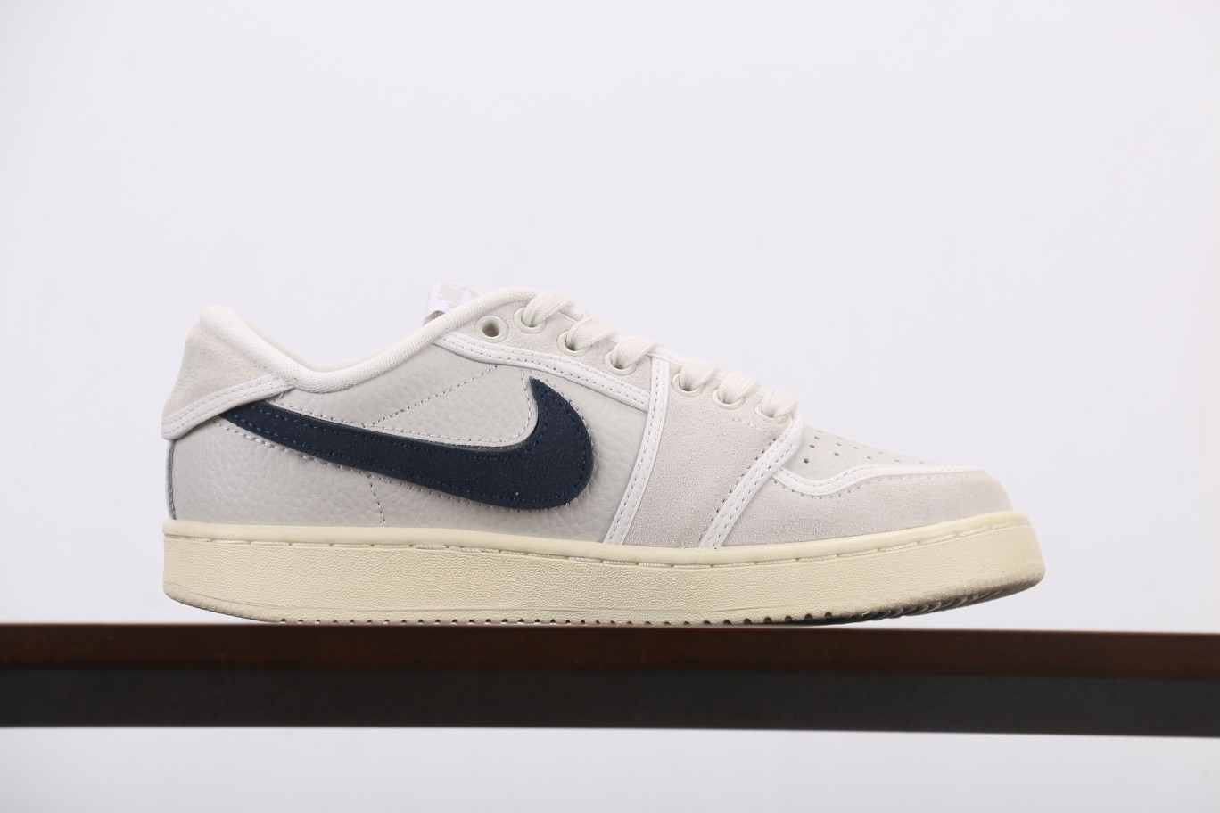 Jordan 1 Retro AJKO Low SP Union Sail Leather DZ4864-100
