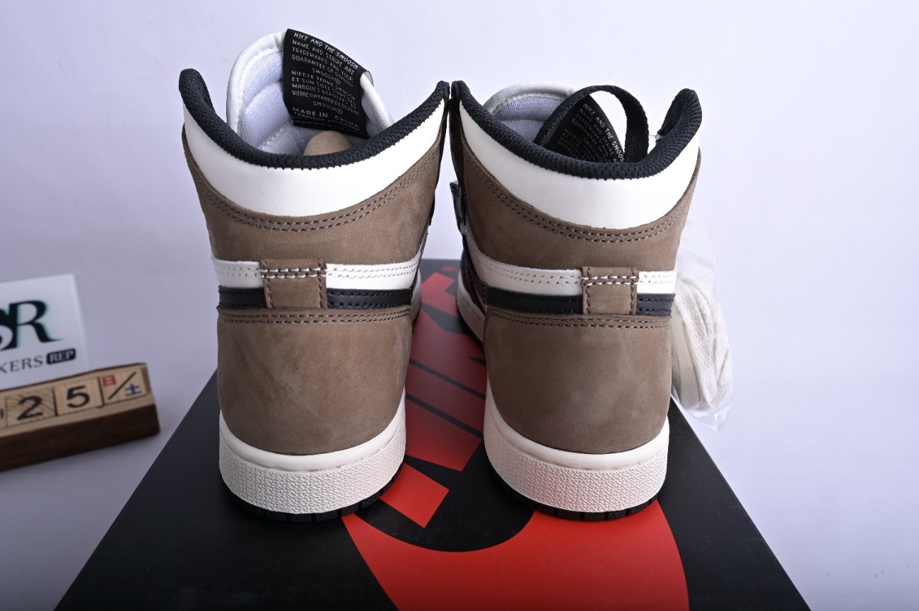 Jordan 1 Retro High Dark Mocha 555088-105