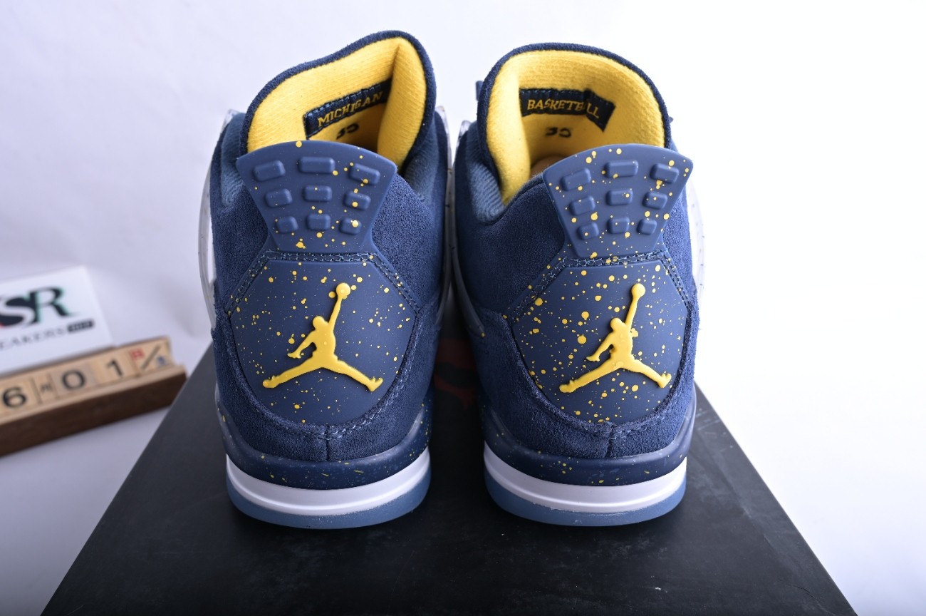 Jordan 4 Retro Michigan (PE) AJ4-1036660
