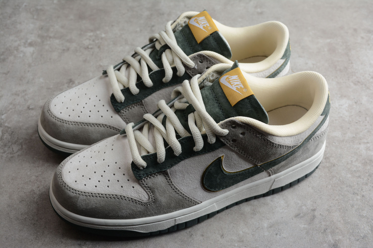 Otomo Katsuhiro x NK SB Dunk Low  Steamboy OST  LF0039-011