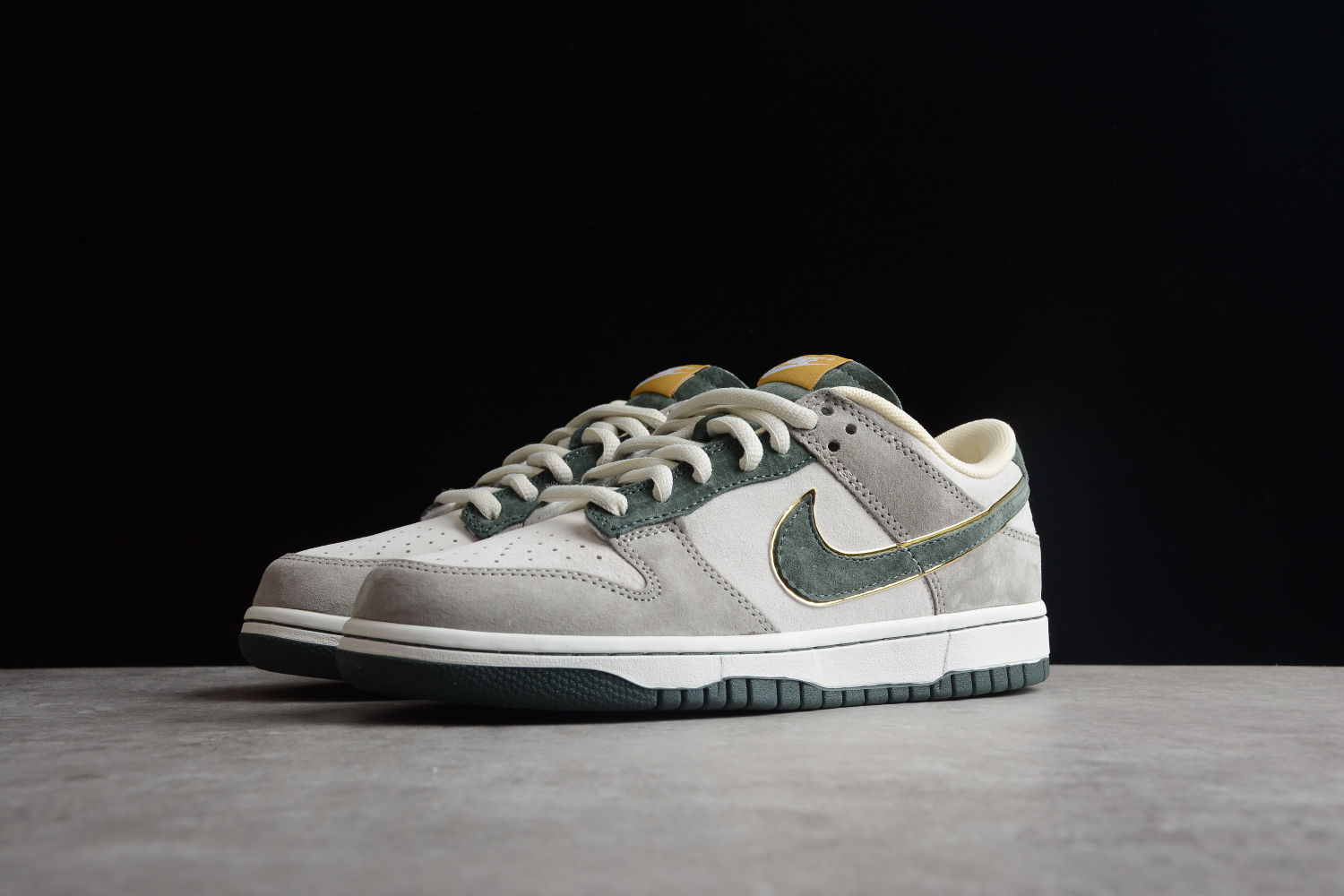 Otomo Katsuhiro x NK SB Dunk Low  Steamboy OST  LF0039-011