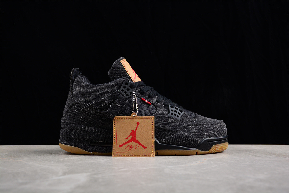 Jordan 4 Retro Levi