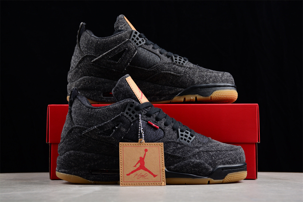 Jordan 4 Retro Levi