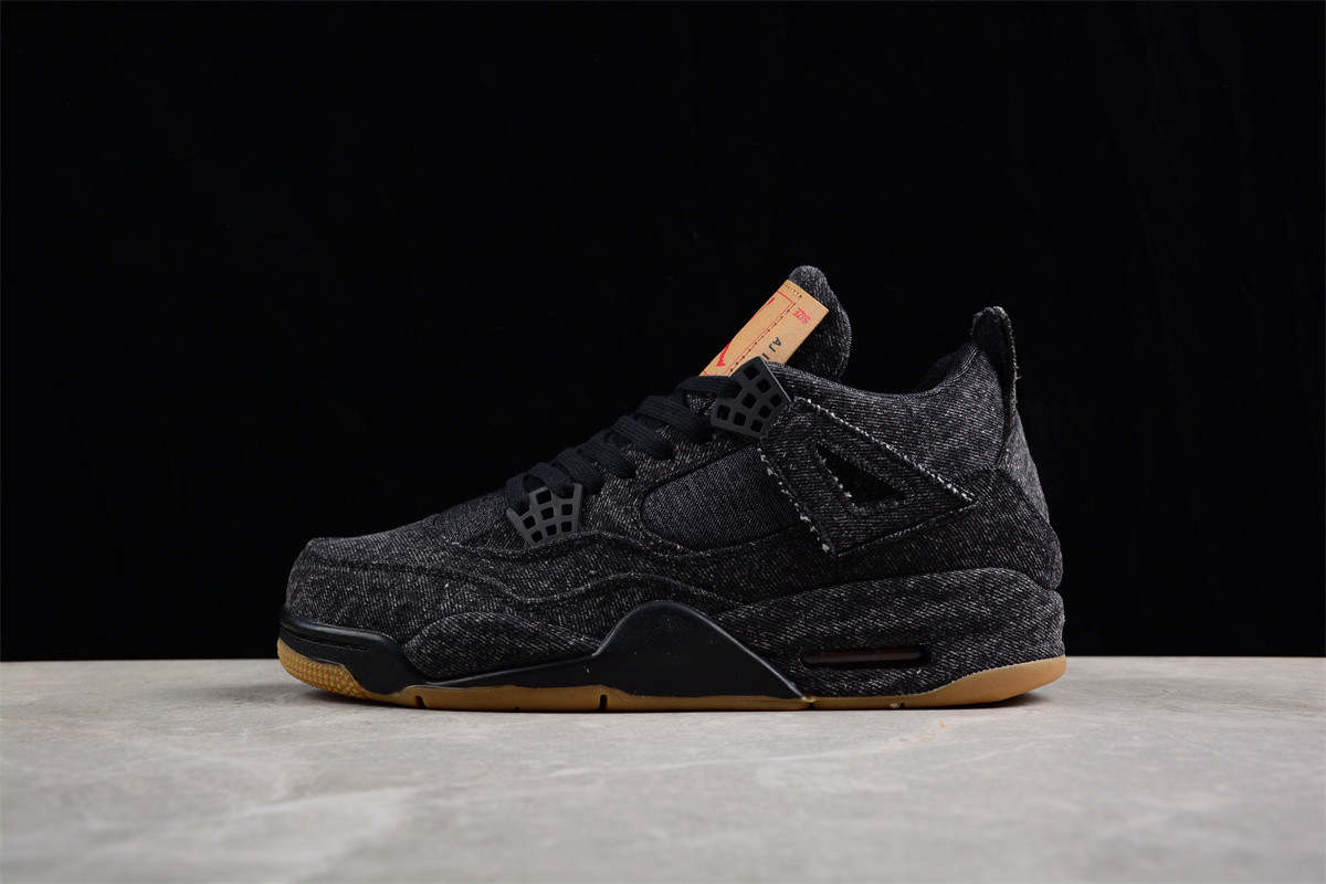 Jordan 4 Retro Levi