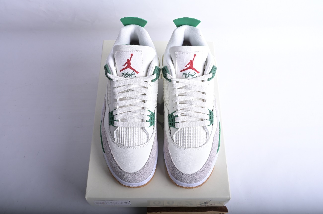 Jordan 4 Retro SB Pine Green DR5415-103