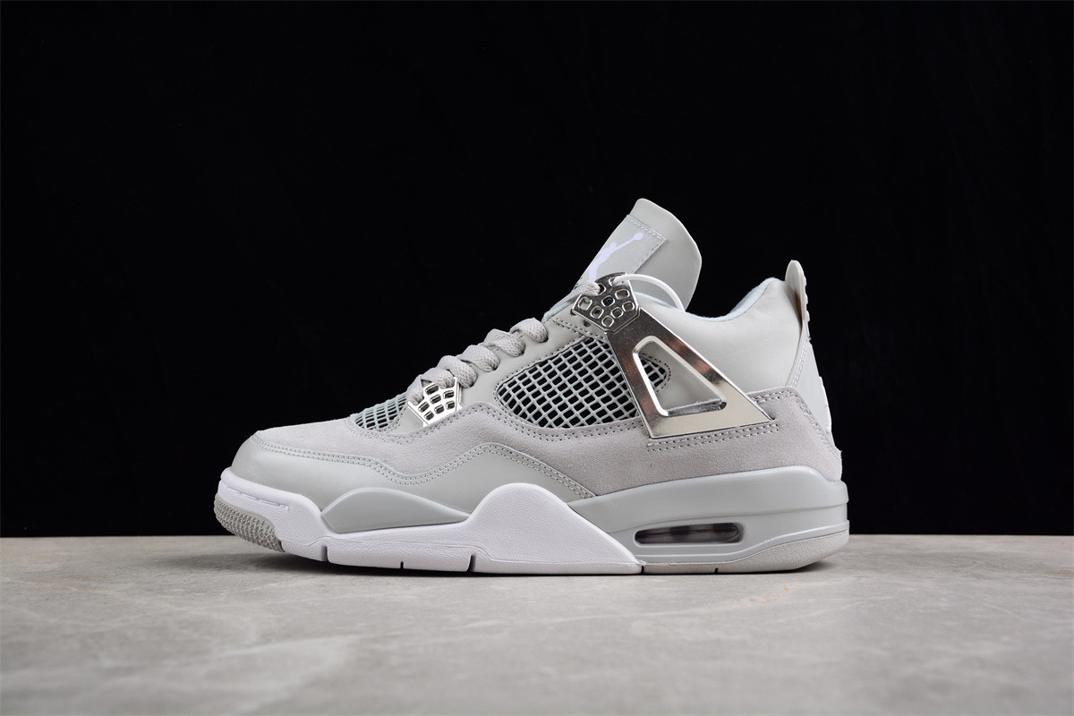 Jordan 4 Retro Frozen Moments (W) AQ9129-001