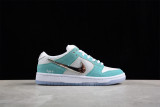 April Skateboards x Dunk Low SB 'Turbo Green'  FD2562-400