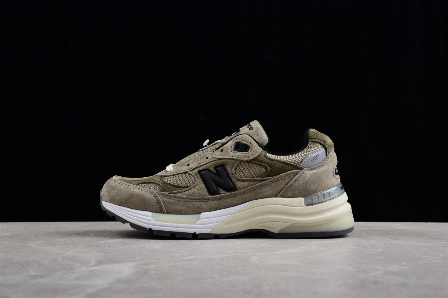 N*w B*la*ce 992 JJJJound Grey M992J2