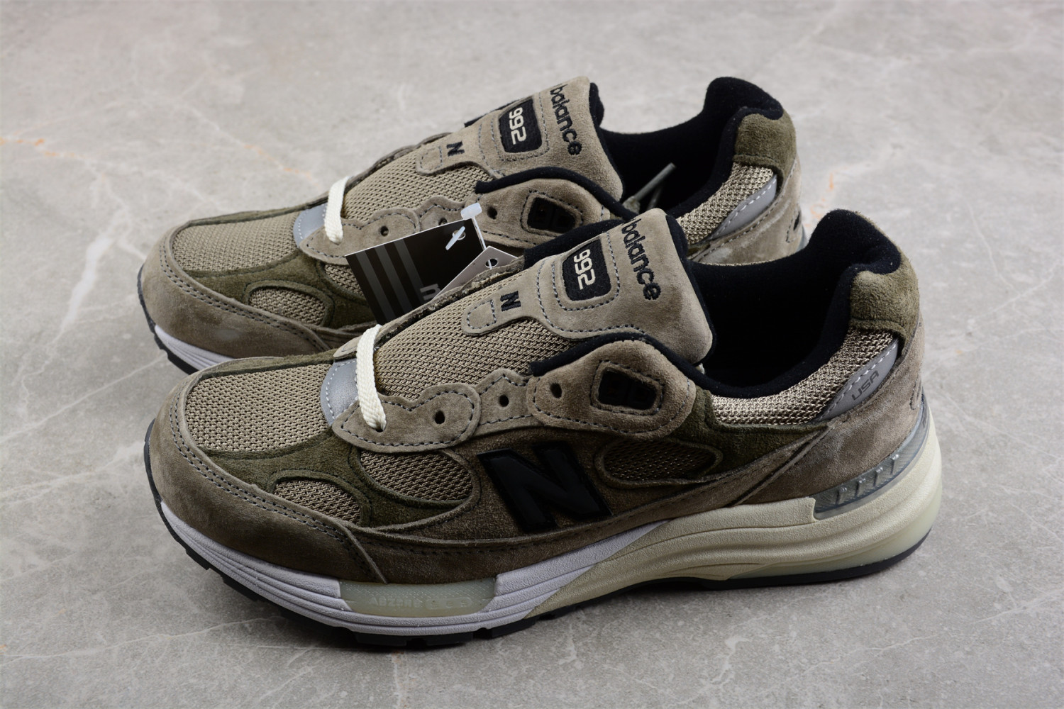 N*w B*la*ce 992 JJJJound Grey M992J2