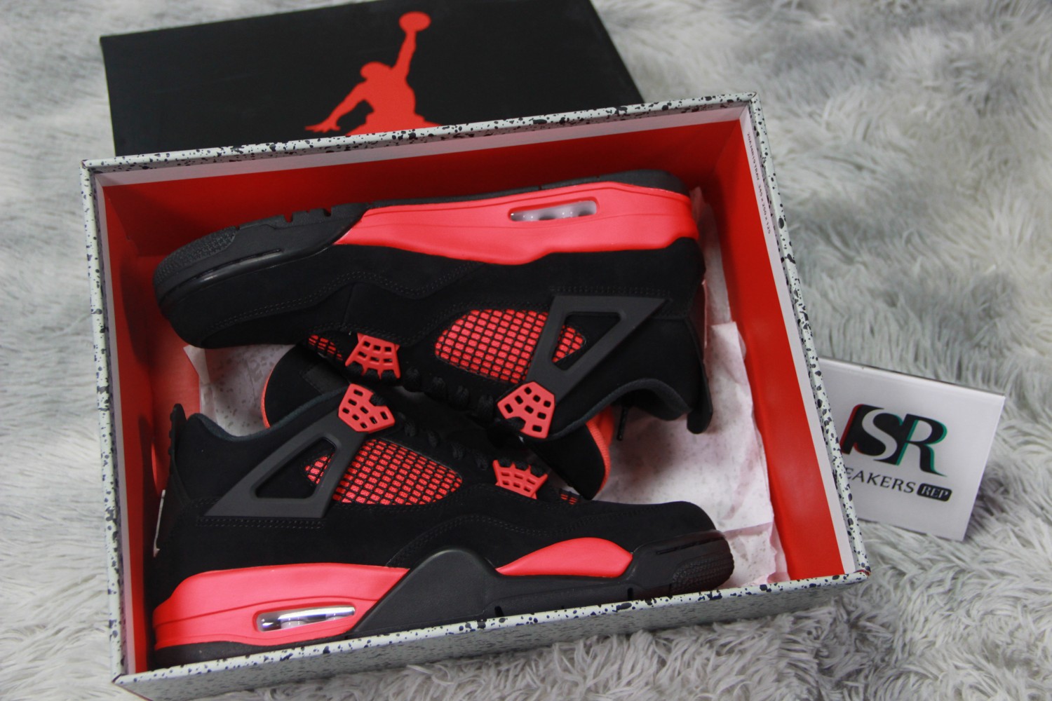 Jordan 4 Retro Red Thunder CT8527-016