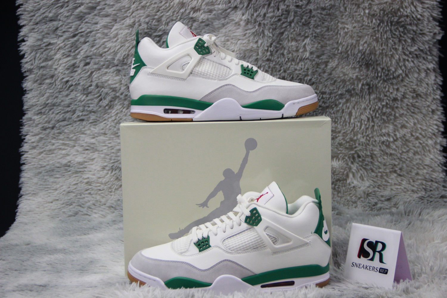 Jordan 4 Retro SB Pine Green DR5415-103