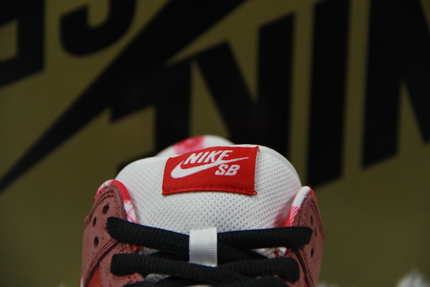 Nike SB Dunk Low Concepts Red Lobster 313170-661