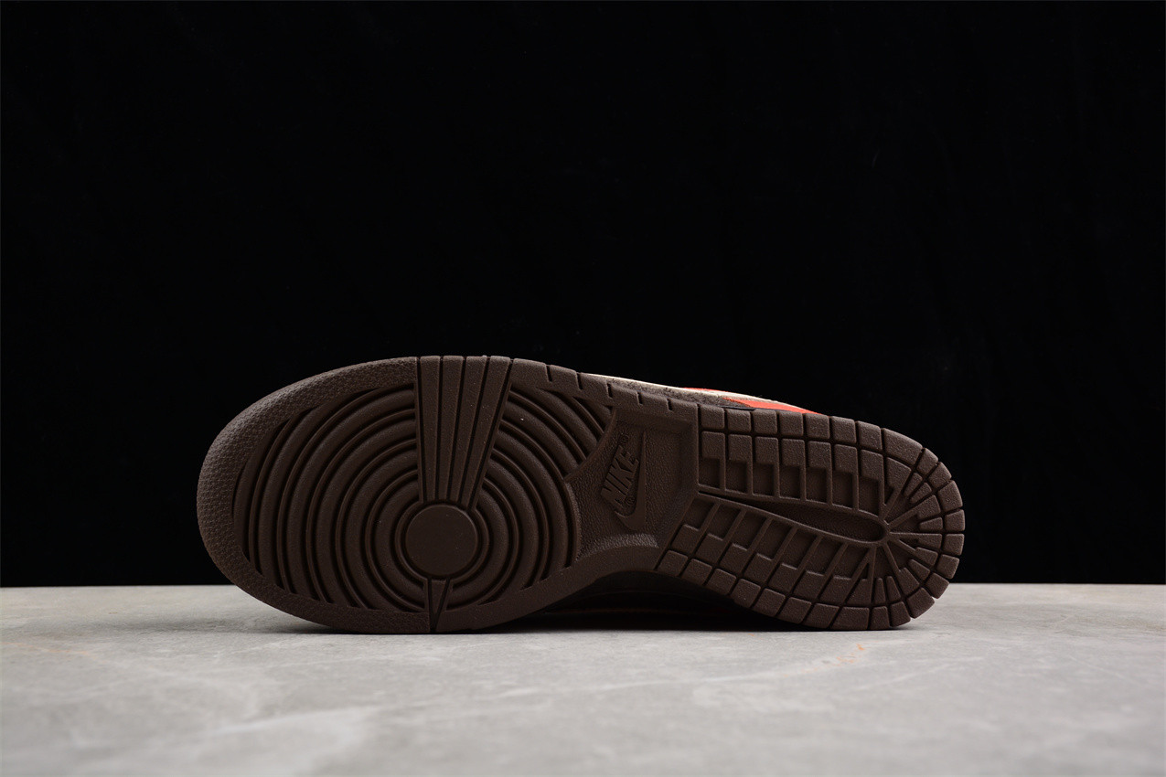 Nike Dunk Low Red Panda FV0395-200