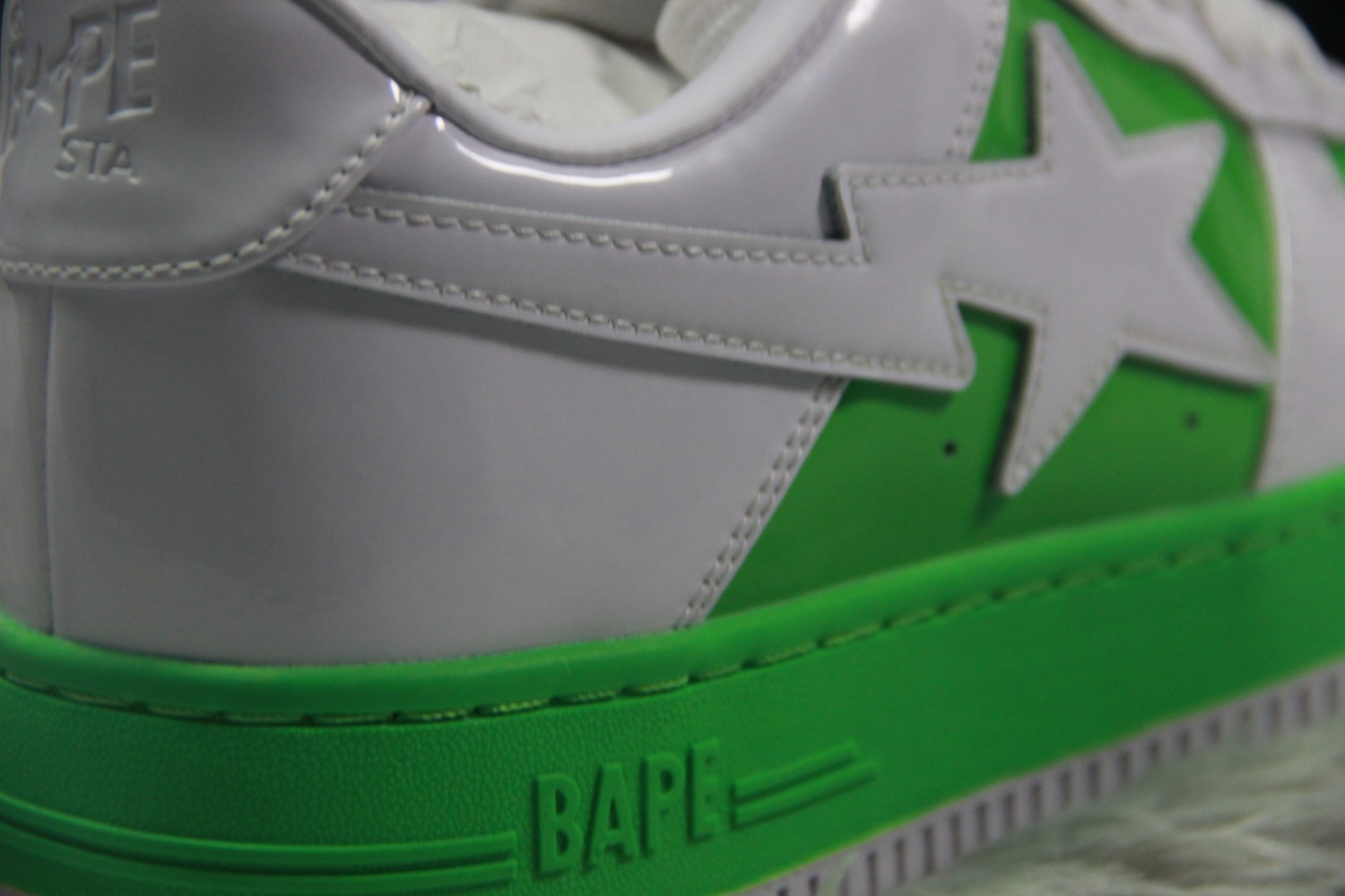 A Bathing Ape Bape Sta  white light green 1H7019005