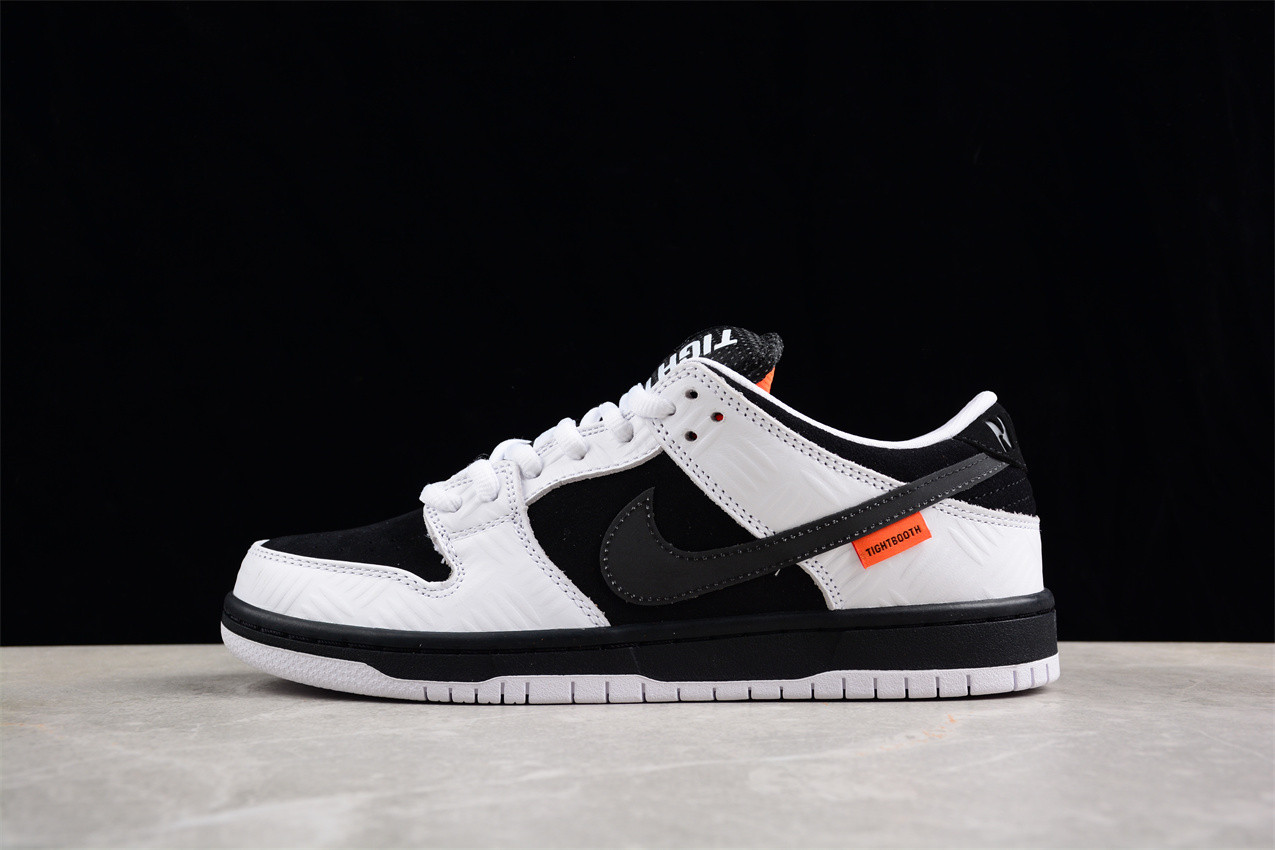 Tightbooth x Nk SB Dunk FD2629-100
