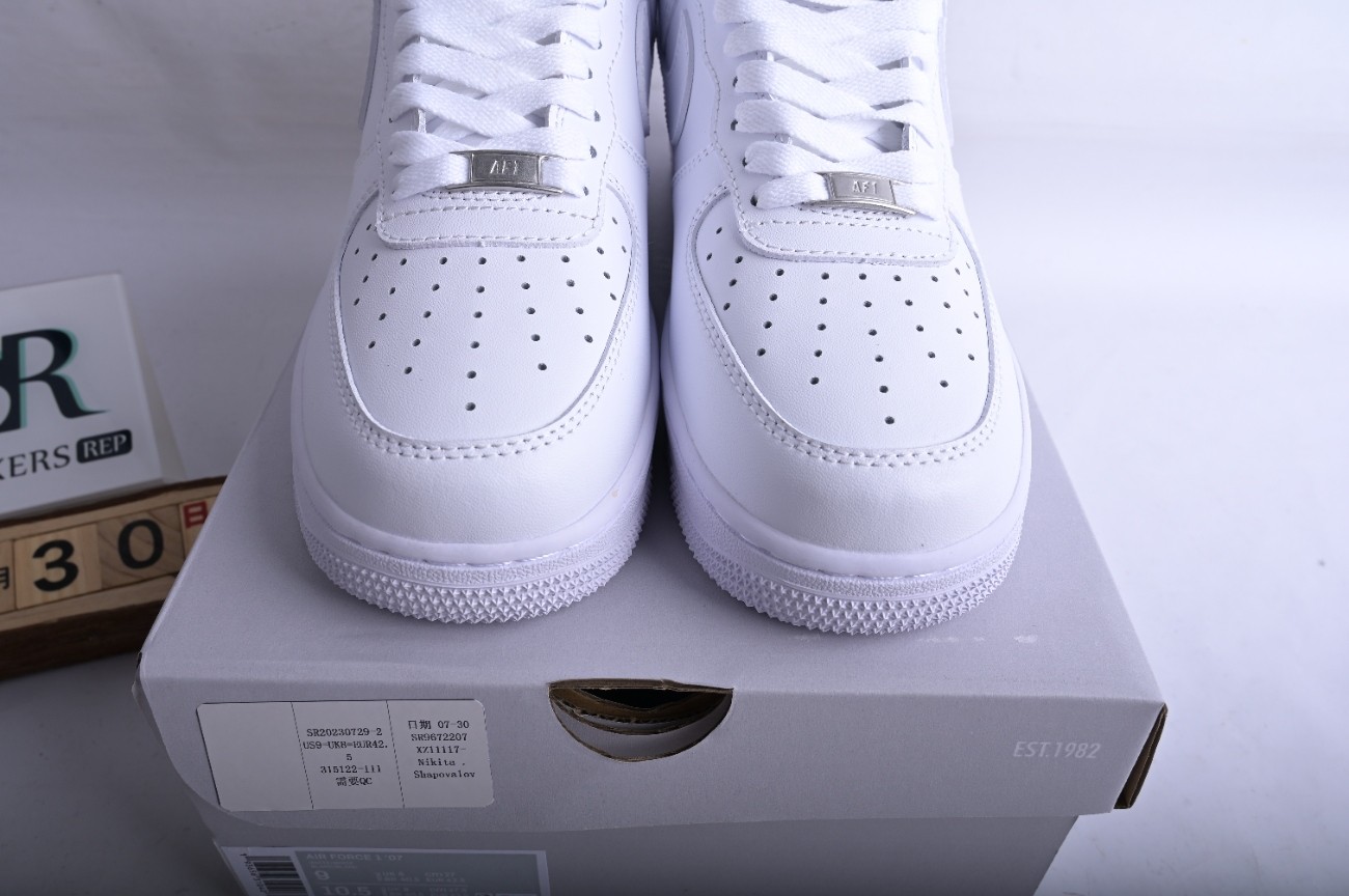 Nike Air Force 1 Low 