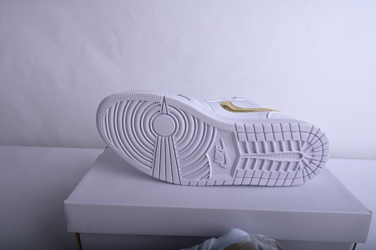 Jordan 1 Low White Metallic Gold (W) CZ4776-100
