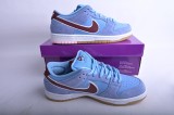 Nike SB Dunk Low Philadelphia Phillies DQ4040-400