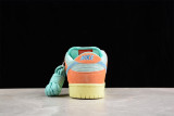 Nike SB Dunk Low Orange Emerald Rise DV5429-800