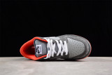 Nike Dunk SB Low Staple NYC Pigeon 304292-011