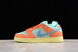 Nike SB Dunk Low Orange Emerald Rise DV5429-800