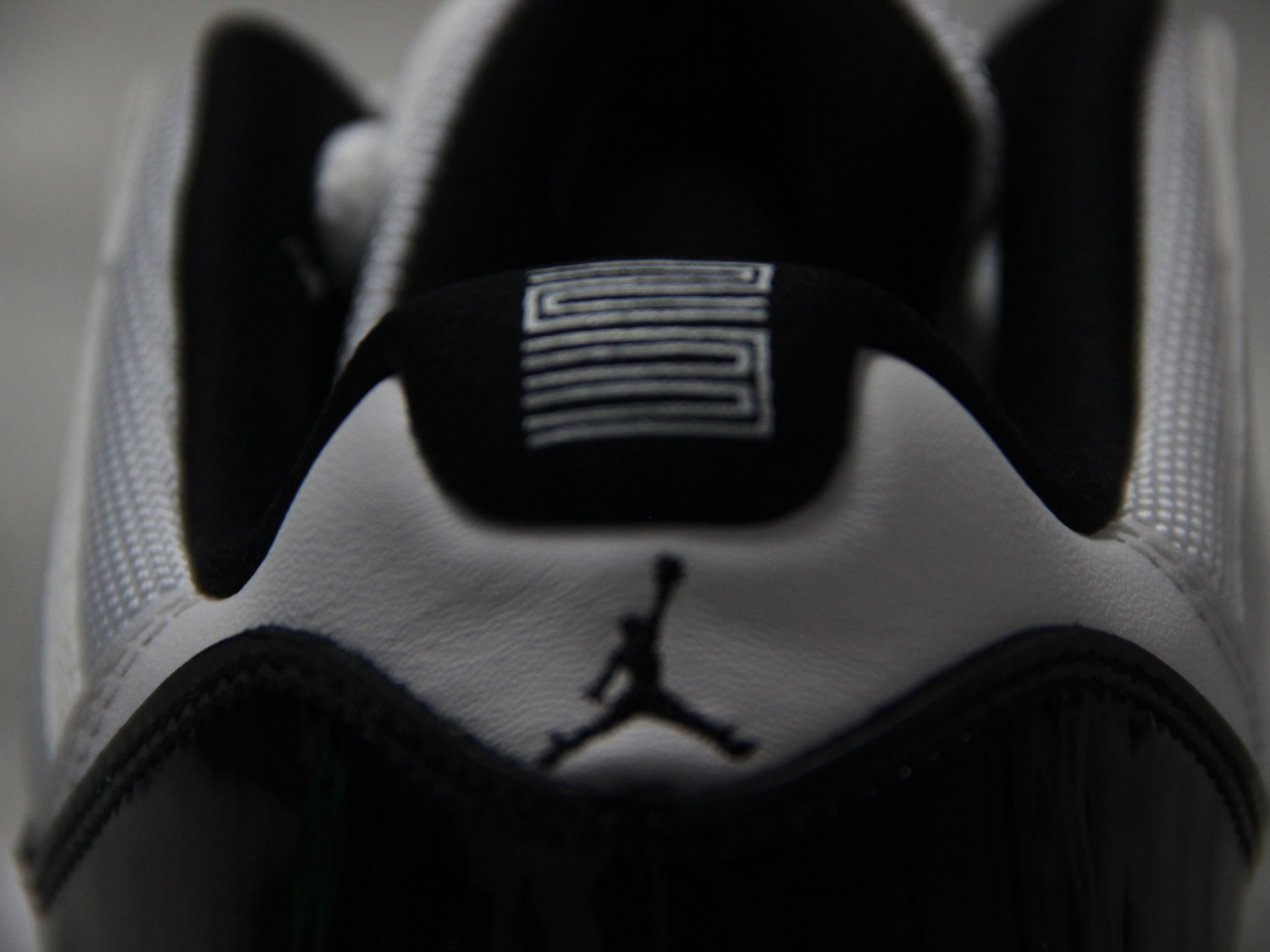 Jordan 11 Retro Low Concord  528895-153