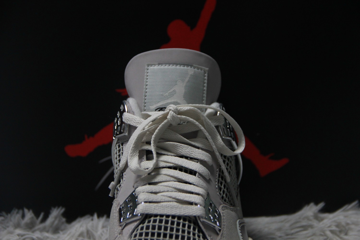 Jordan 4 Retro Frozen Moments (W) AQ9129-001