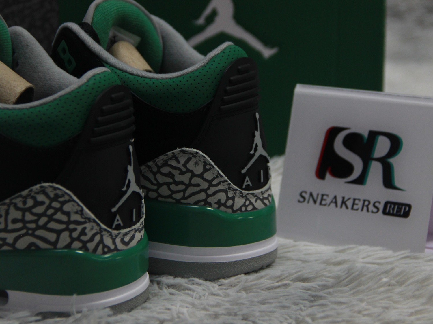 Jordan 3 Retro Pine Green CT8532-030